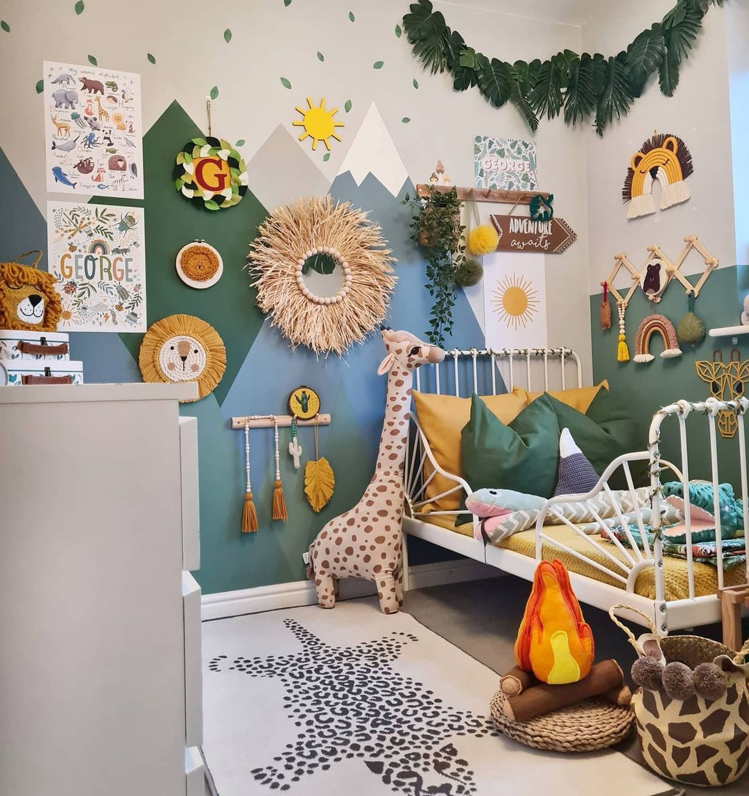 mommo design: MIRRORS FOR KIDS  Kids mirrors, Kids room, Kid room decor